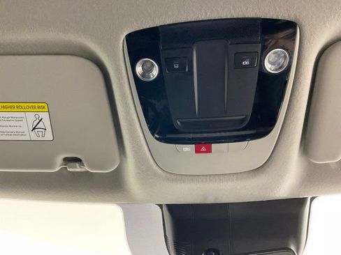 Used 2025 Kia Seltos S FWD image 18