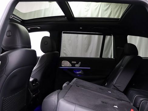 Certified 2023 Mercedes-Benz GLS 450 4MATIC image 16