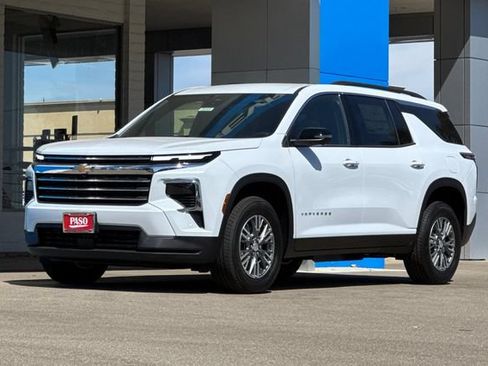 New 2026 Chevrolet Traverse LT w/ Driver Confidence Package FWD image 13
