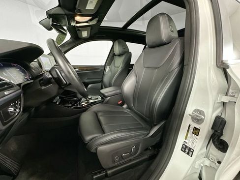 Used 2024 BMW X3 xDrive30i image 4