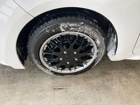 Used 2022 Toyota Corolla LE image 10