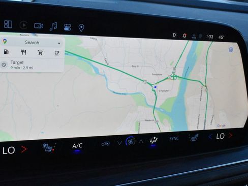 Certified 2025 Chevrolet Tahoe Z71 w/ Sun And Tow Package image 25