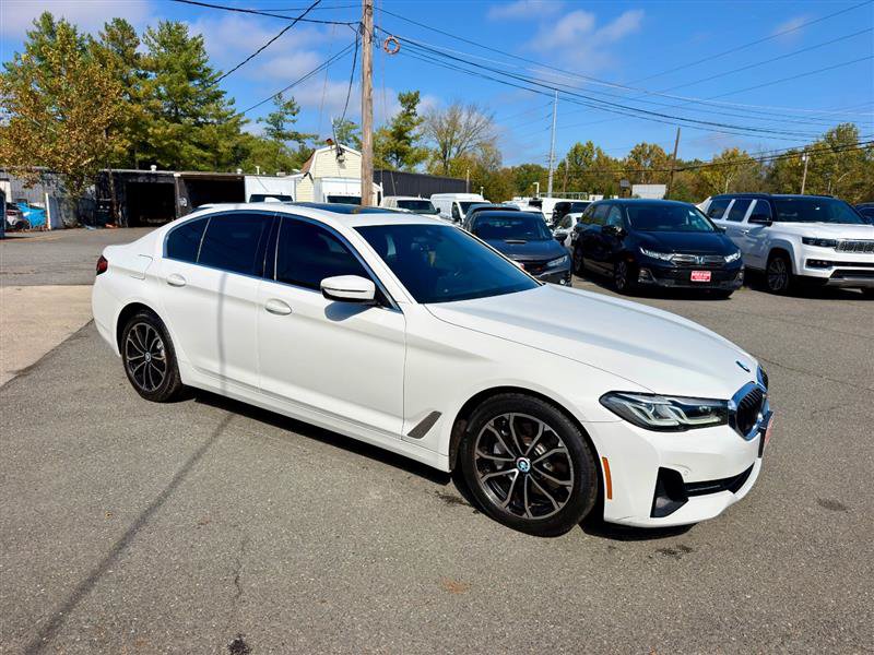 Used 2021 BMW 530i w/ Convenience Package RWD image 8