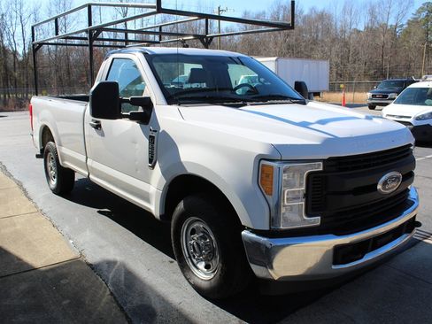 Used 2017 Ford F250 XL w/ XL Value Package image 2
