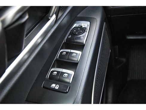 Used 2025 Kia Telluride S FWD image 21