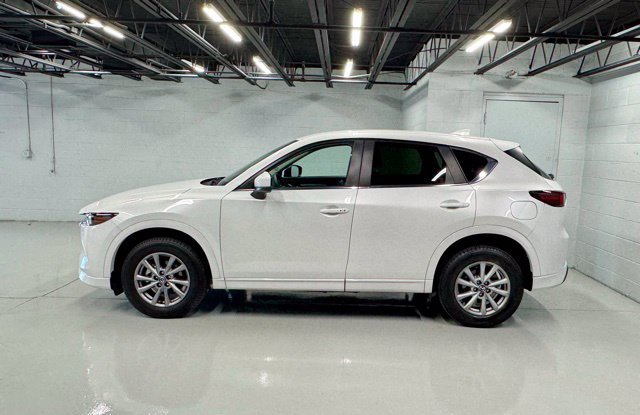 Used 2025 MAZDA CX-5 AWD 2.5 S w/ Select Package image 2