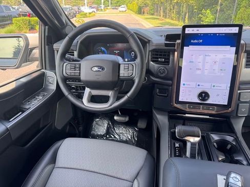 New 2024 Ford F150 Lightning Lariat AWD/4WD image 13