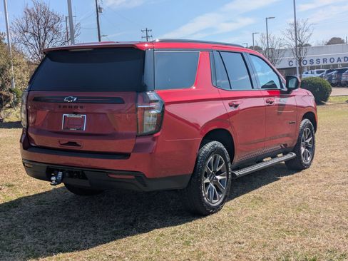 Used 2024 Chevrolet Tahoe Z71 image 3