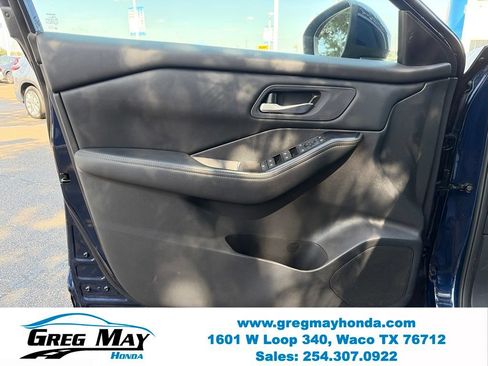 Used 2026 Nissan Rogue SV AWD/4WD image 21