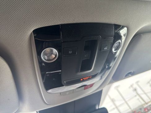 Used 2022 Kia Sorento S w/ Option Group 015 image 36