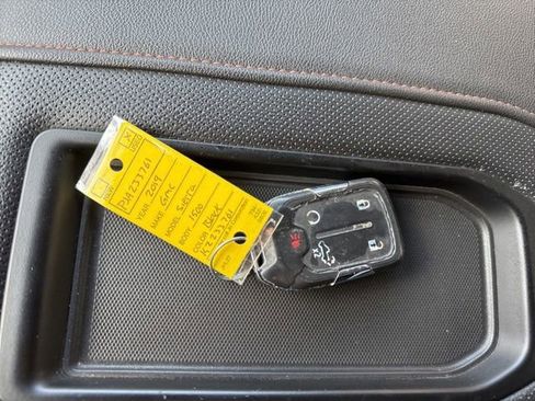 Used 2019 GMC Sierra 1500 AT4 image 8