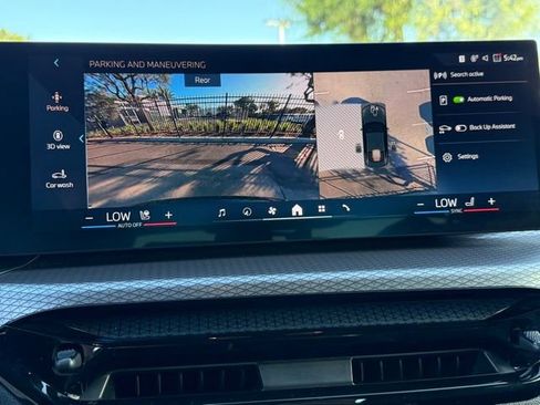 Used 2026 BMW 430i Coupe w/ Parking Assistance Package image 28