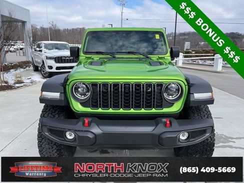 New 2025 Jeep Wrangler Rubicon w/ Xtreme 35 Tire Package image 23