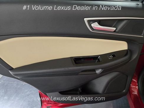 Used 2019 Ford Edge SEL w/ Equipment Group 201A FWD image 19