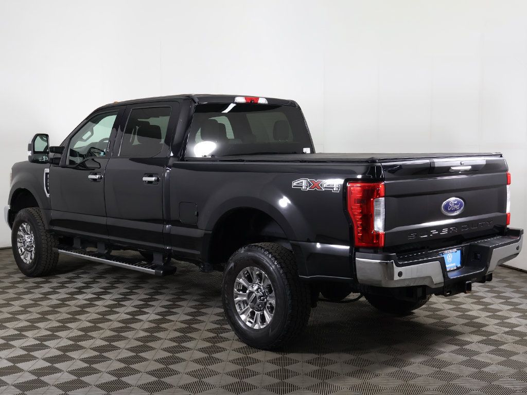 Used 2019 Ford F250 XLT w/ XLT Premium Package AWD/4WD image 7