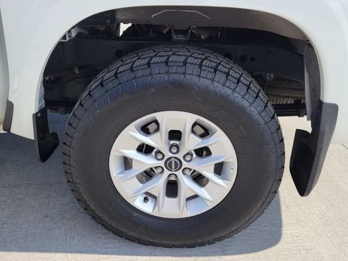 Used 2025 Nissan Frontier S AWD/4WD image 12