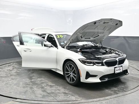 Used 2020 BMW 330i xDrive Sedan w/ Convenience Package image 32
