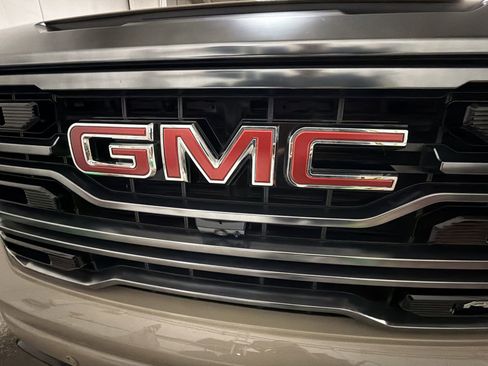 Used 2022 GMC Sierra 1500 AT4 w/ AT4 Premium Package image 31