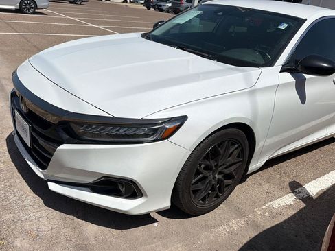 Used 2022 Honda Accord Sport Special Edition image 6