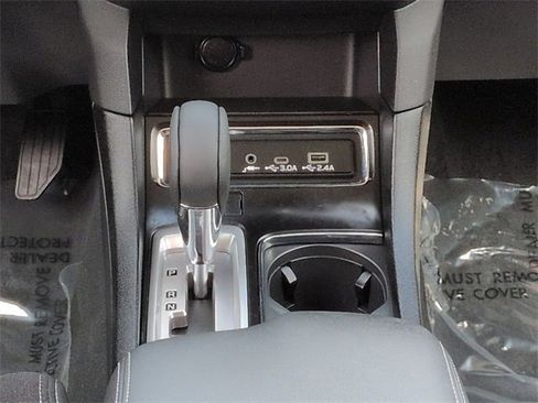 Used 2025 Subaru Ascent Premium image 19