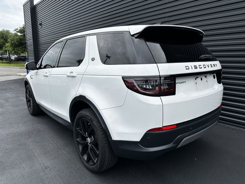 Used 2021 Land Rover Discovery Sport SE AWD/4WD image 3