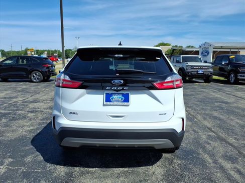 Used 2022 Ford Edge SEL AWD/4WD image 4