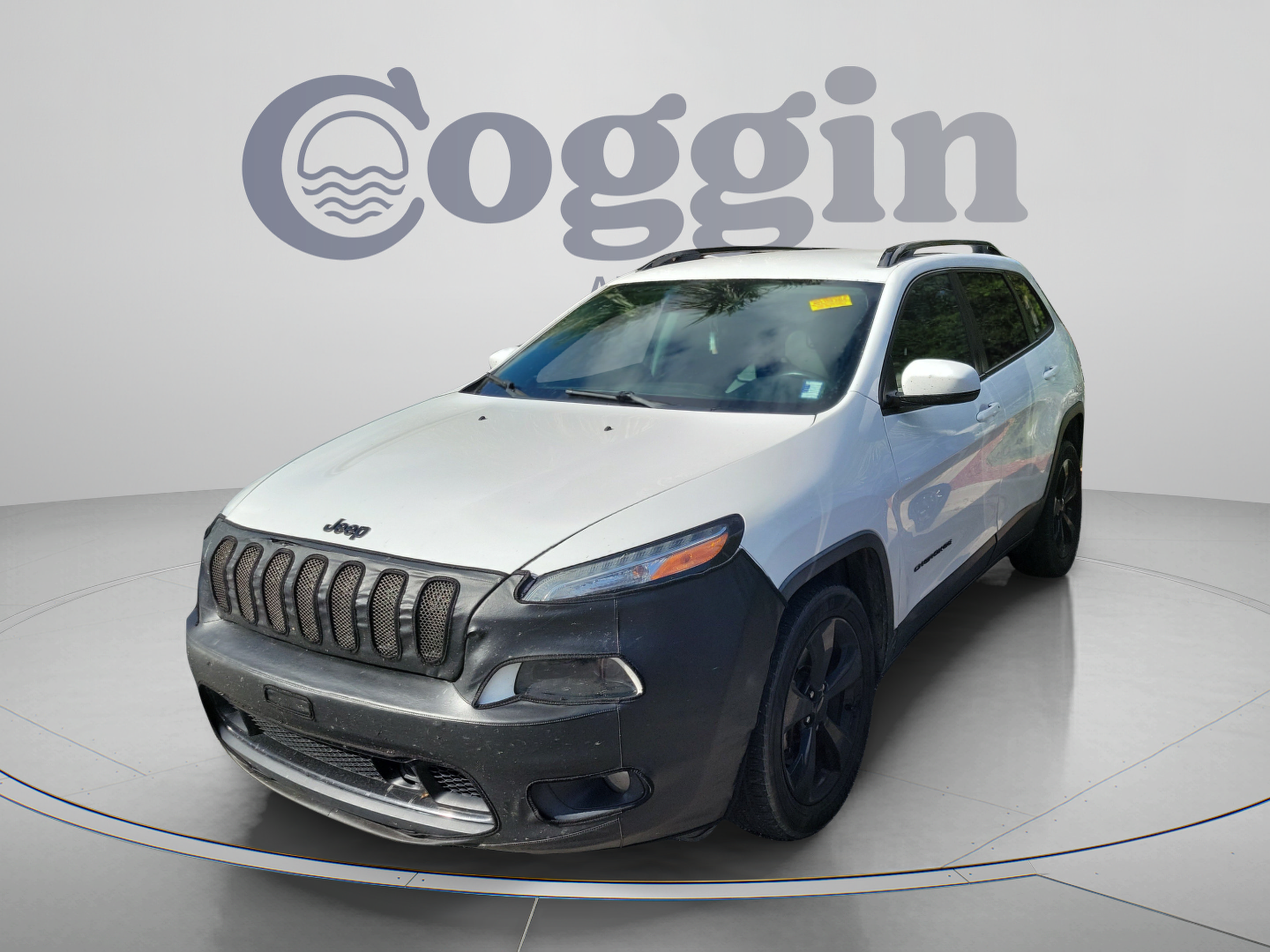 Used 2018 Jeep Cherokee Limited w/ Technology Group FWD image 2