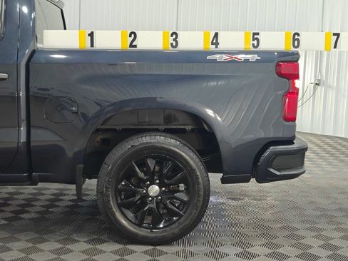 Used 2023 Chevrolet Silverado 1500 Custom AWD/4WD image 24