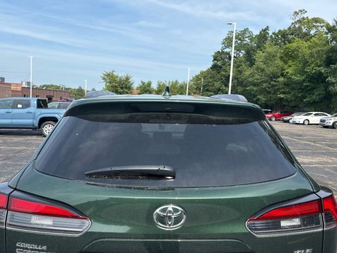 Used 2024 Toyota Corolla Cross XLE AWD/4WD image 6