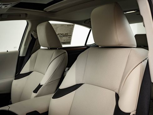 New 2025 Lexus ES 350 w/ Premium Package image 22