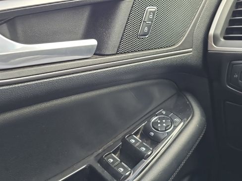 Used 2016 Ford Edge SEL w/ Equipment Group 201A AWD/4WD image 14