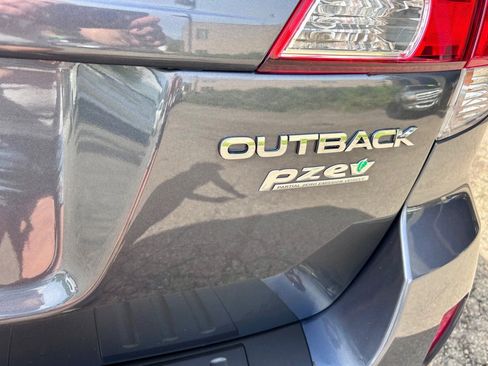 Used 2014 Subaru Outback 2.5i w/ Alloy Wheel Package AWD/4WD image 6