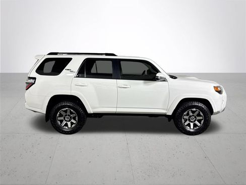 Used 2024 Toyota 4Runner TRD Off-Road Premium w/ Moonroof Package AWD/4WD image 5