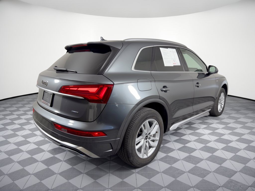 Used 2023 Audi Q5 2.0T Premium w/ Convenience Package AWD/4WD image 9