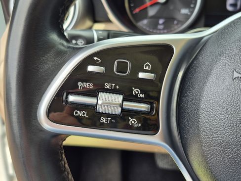 Used 2020 Mercedes-Benz C 300 4MATIC Sedan image 31