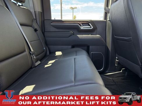 Used 2026 Chevrolet Silverado 3500 LT w/ Convenience Package AWD/4WD image 28