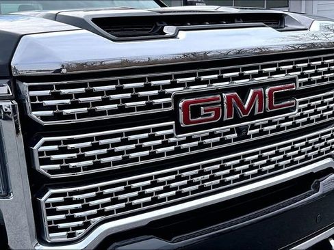 Used 2022 GMC Sierra 2500 Denali w/ Denali Ultimate Package image 28
