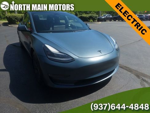 Used 2022 Tesla Model 3 Long Range AWD/4WD image 1