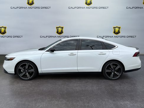 Used 2023 Honda Accord Sport image 2