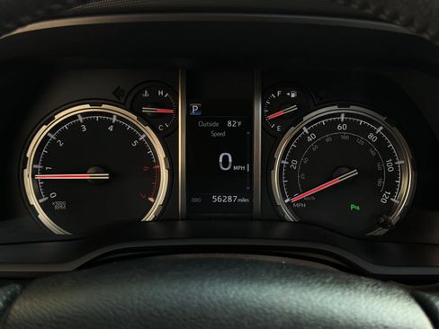 Certified 2022 Toyota 4Runner Limited AWD/4WD image 17