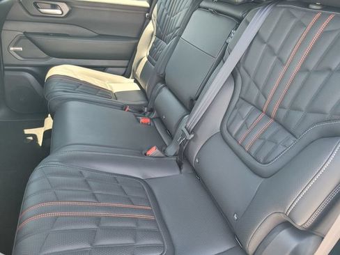 New 2026 Nissan Armada PRO-4X AWD/4WD image 9