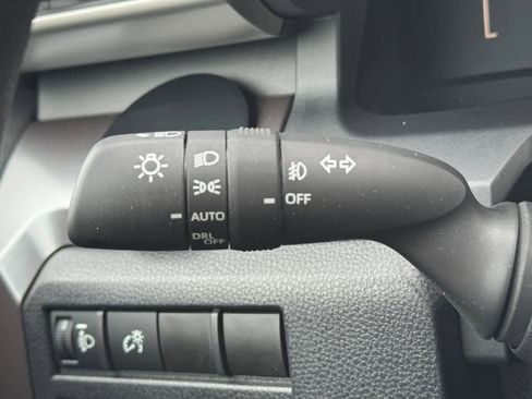 Used 2024 Toyota Tacoma SR5 image 17