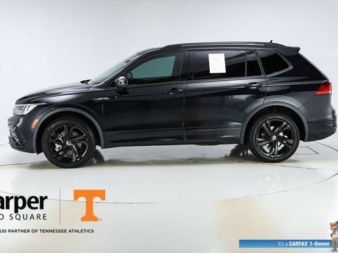 Used 2023 Volkswagen Tiguan SE R-Line FWD image 2