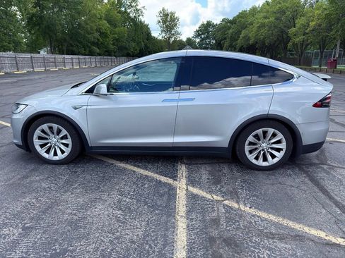 Used 2016 Tesla Model X 75D AWD/4WD image 14