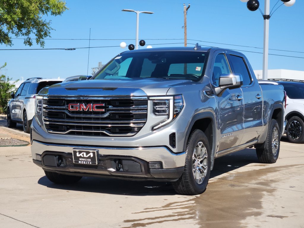 Used 2025 GMC Sierra 1500 SLT AWD/4WD image 2