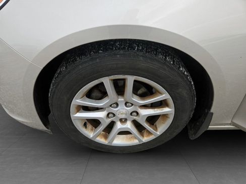 Used 2015 Chevrolet Malibu LT w/ Power Convenience Package image 34