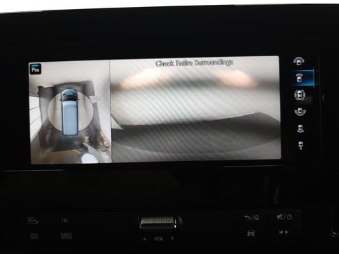 Used 2024 Mercedes-Benz Sprinter 2500 image 18
