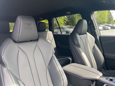 New 2026 Lexus TX 500h AWD image 21