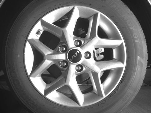 Used 2025 Kia Soul LX w/ LX Technology Package FWD image 14