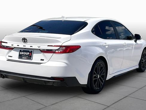 Used 2026 Toyota Camry SE w/ Convenience Package FWD image 13